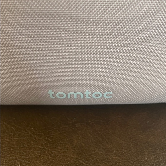 Tomtoc Pink Electronic/Cosmetic Bag - Picture 2 of 9